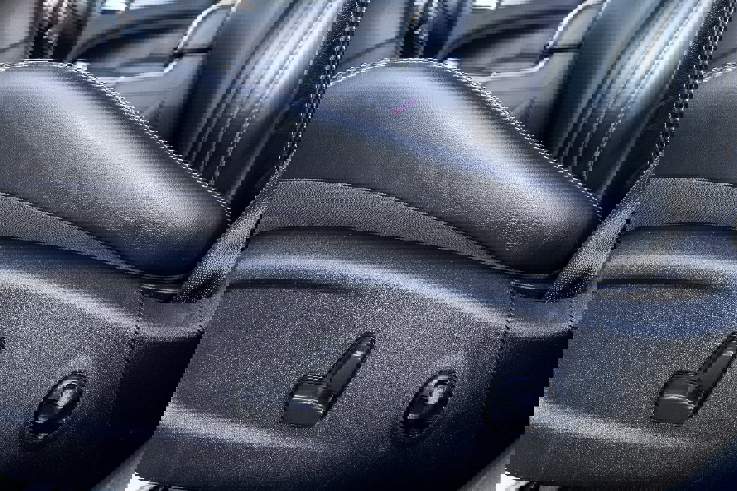 Used 2021 Chrysler 300 S image 11