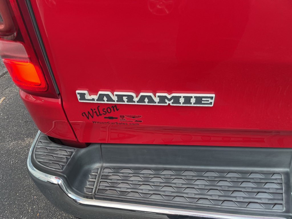 Used 2019 RAM 1500 Laramie AWD/4WD image 9