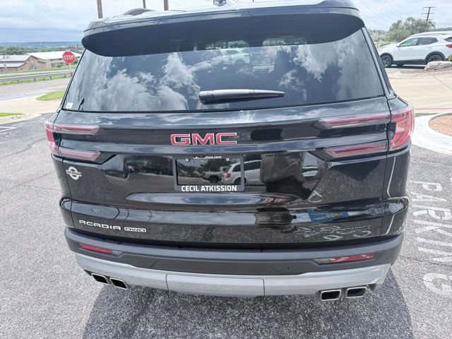 Certified 2025 GMC Acadia Elevation AWD/4WD image 15