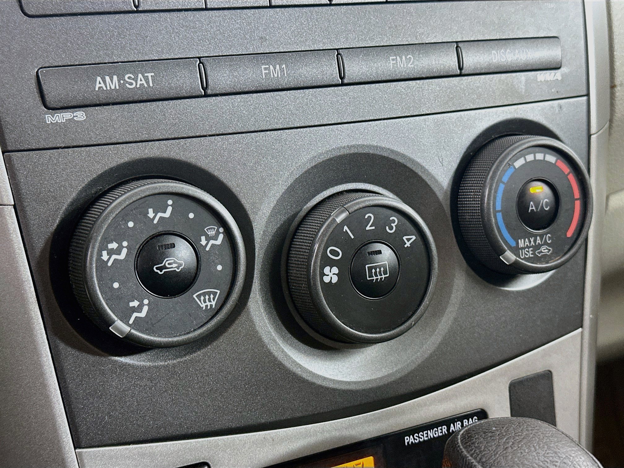 Used 2011 Toyota Corolla LE FWD image 22