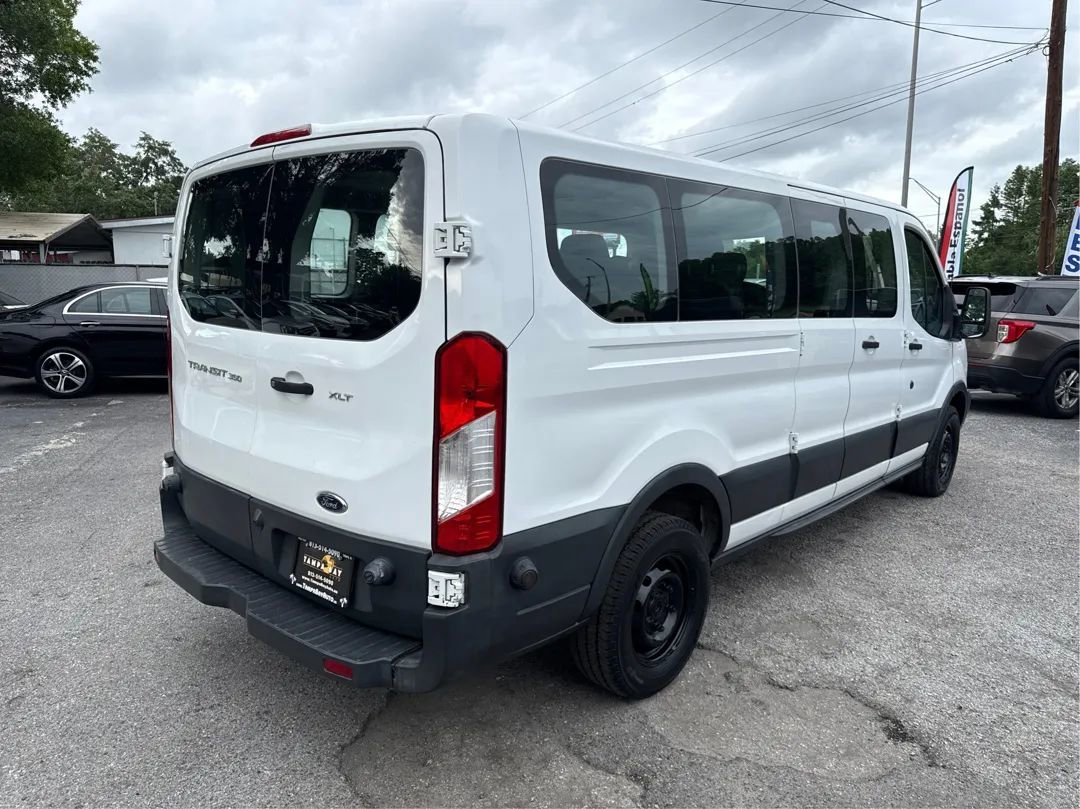 Used 2018 Ford Transit 350 XLT RWD image 5
