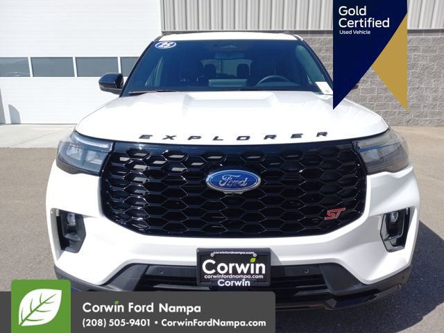 Used 2025 Ford Explorer ST image 10