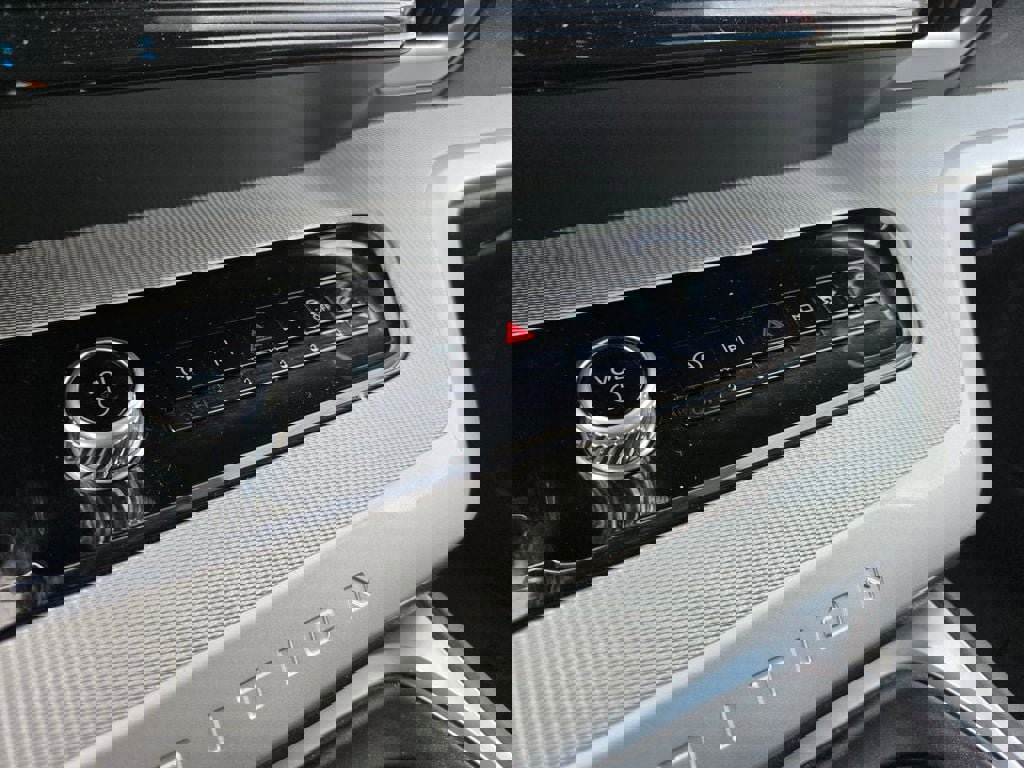 Used 2025 Ford Expedition Max Active image 16