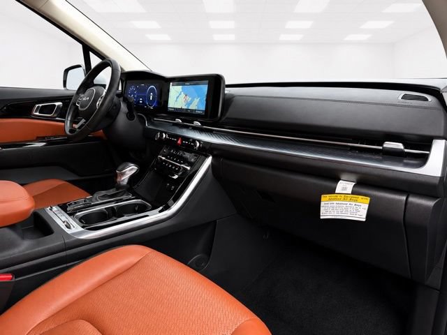 Used 2024 Kia Carnival SX Prestige FWD image 15