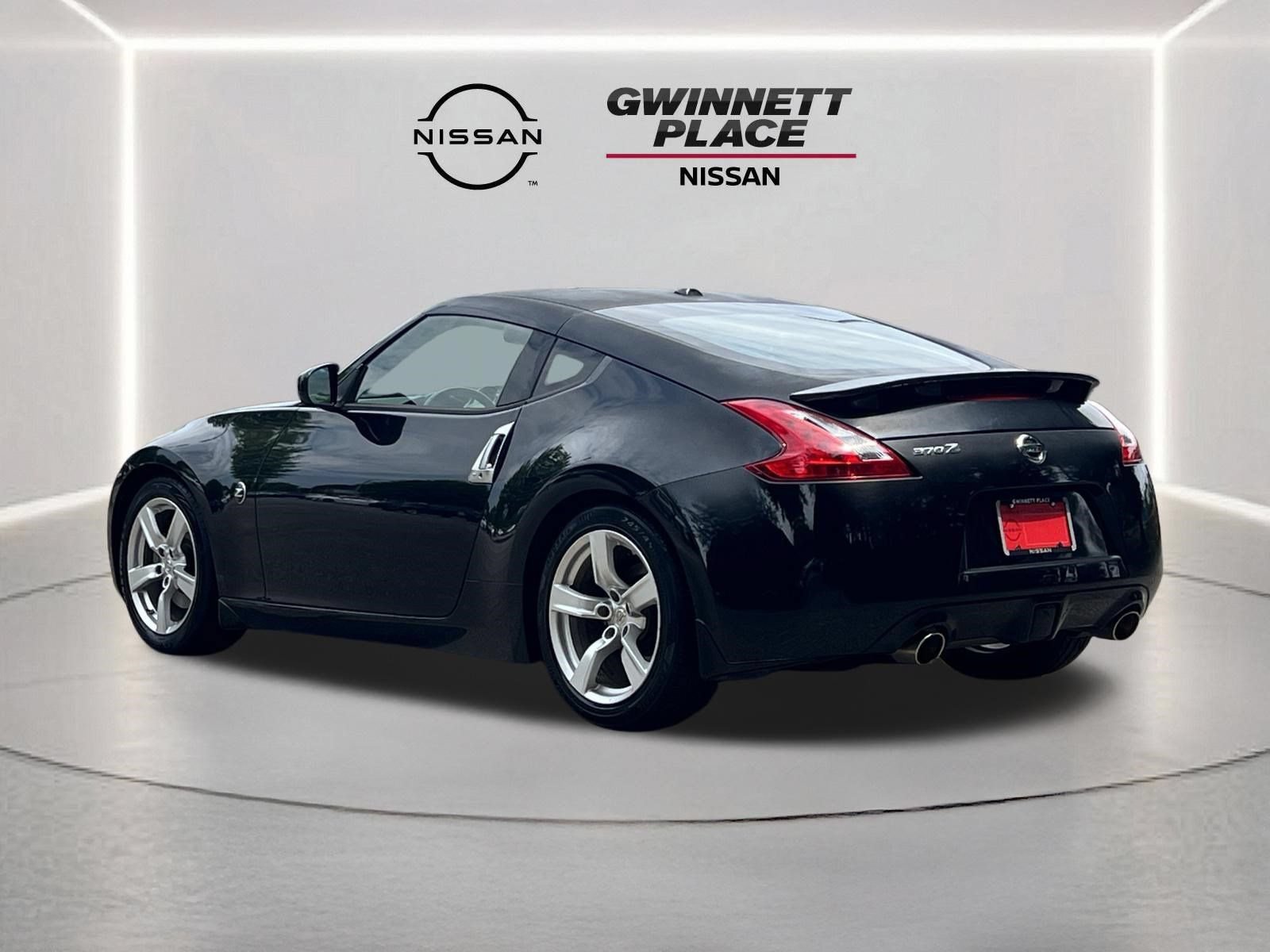 Used 2011 Nissan 370Z Touring RWD image 19