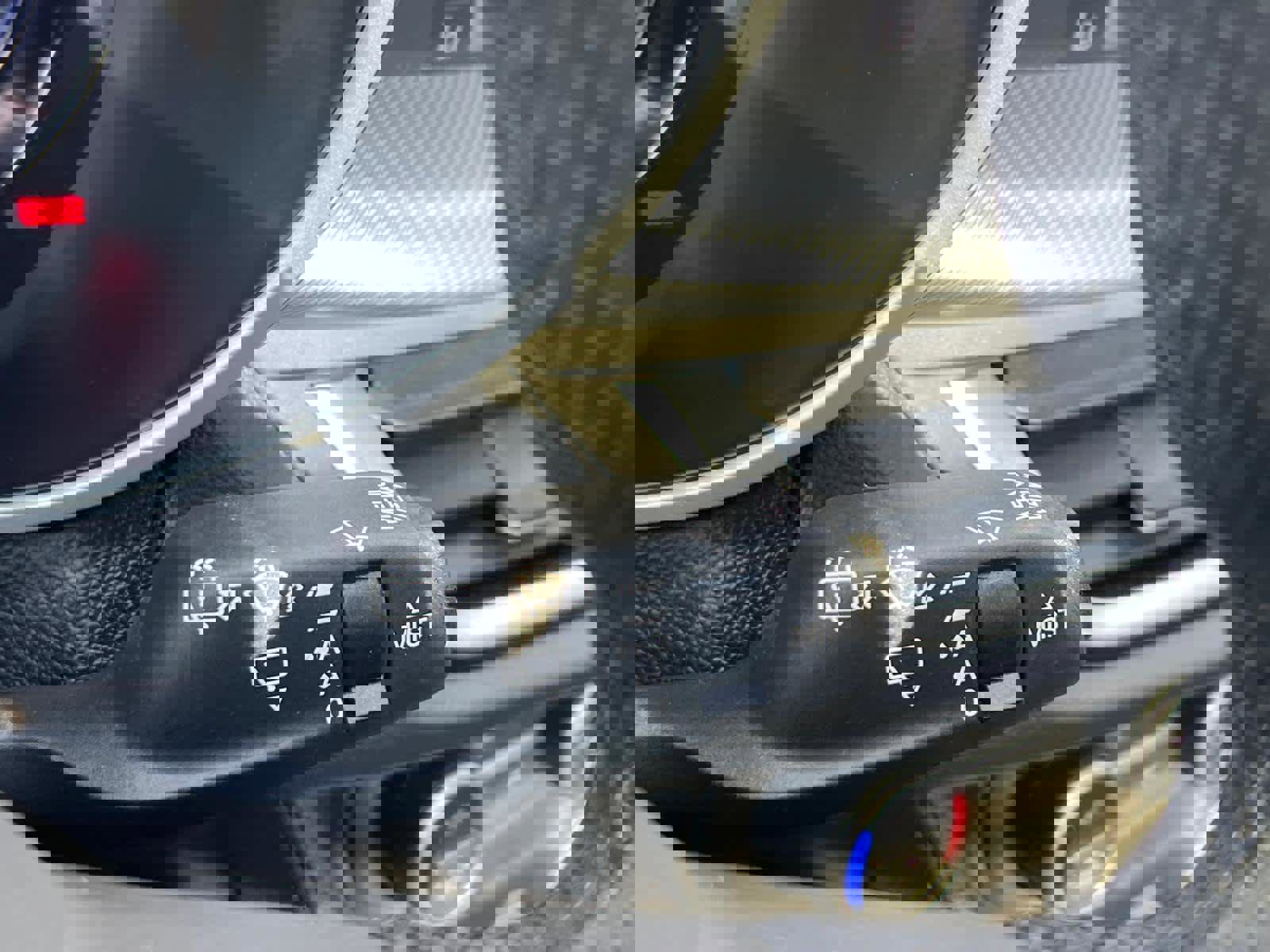 Used 2024 Alfa Romeo Stelvio Ti AWD/4WD image 18