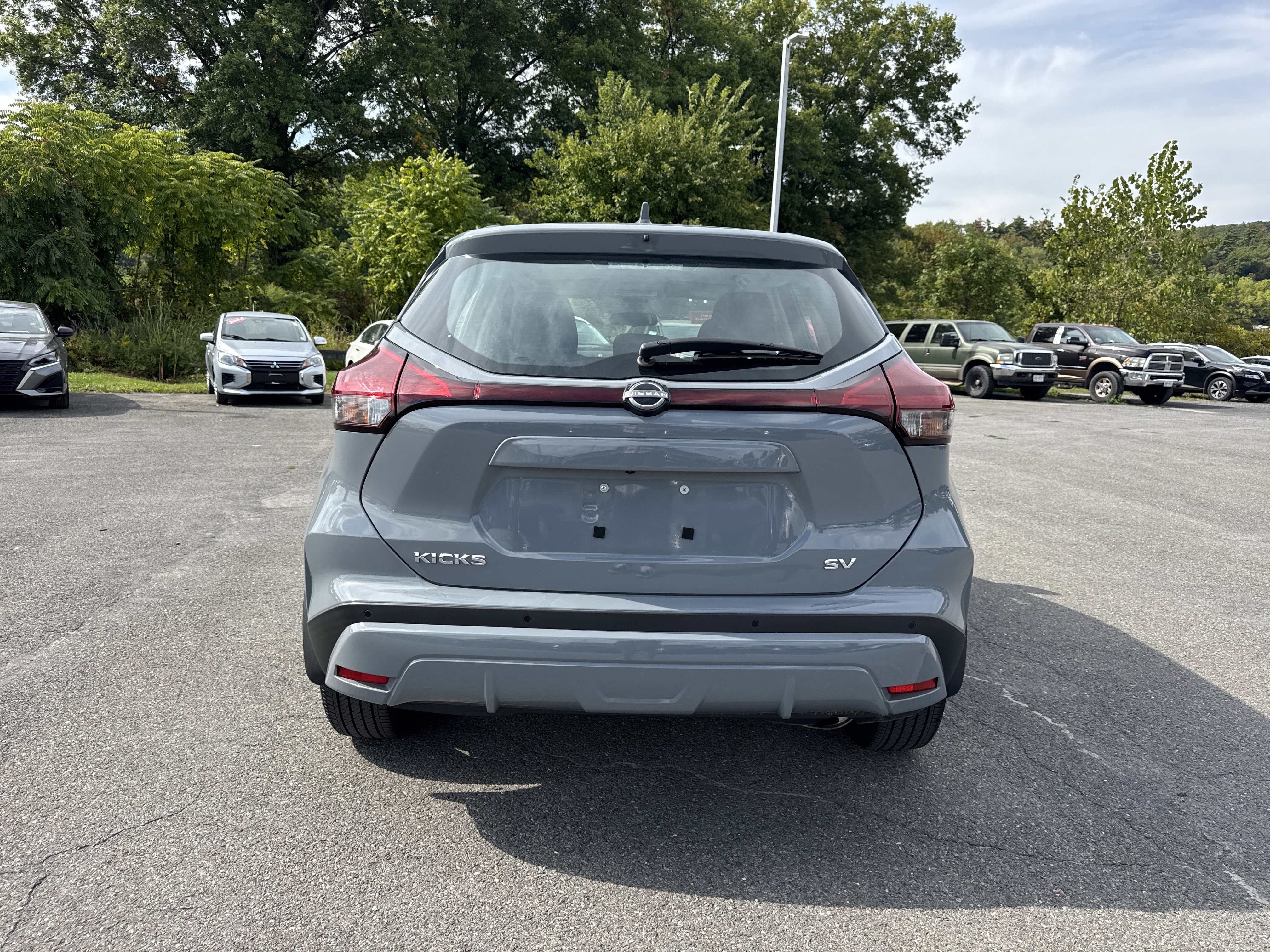 Certified 2023 Nissan Kicks SV image 6