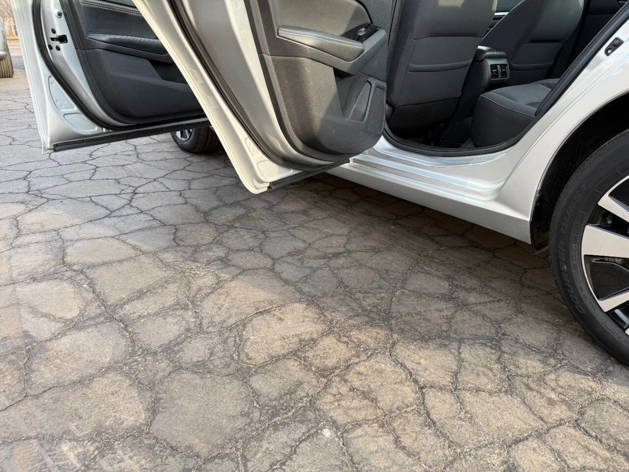 Used 2020 Nissan Altima 2.5 SV image 8