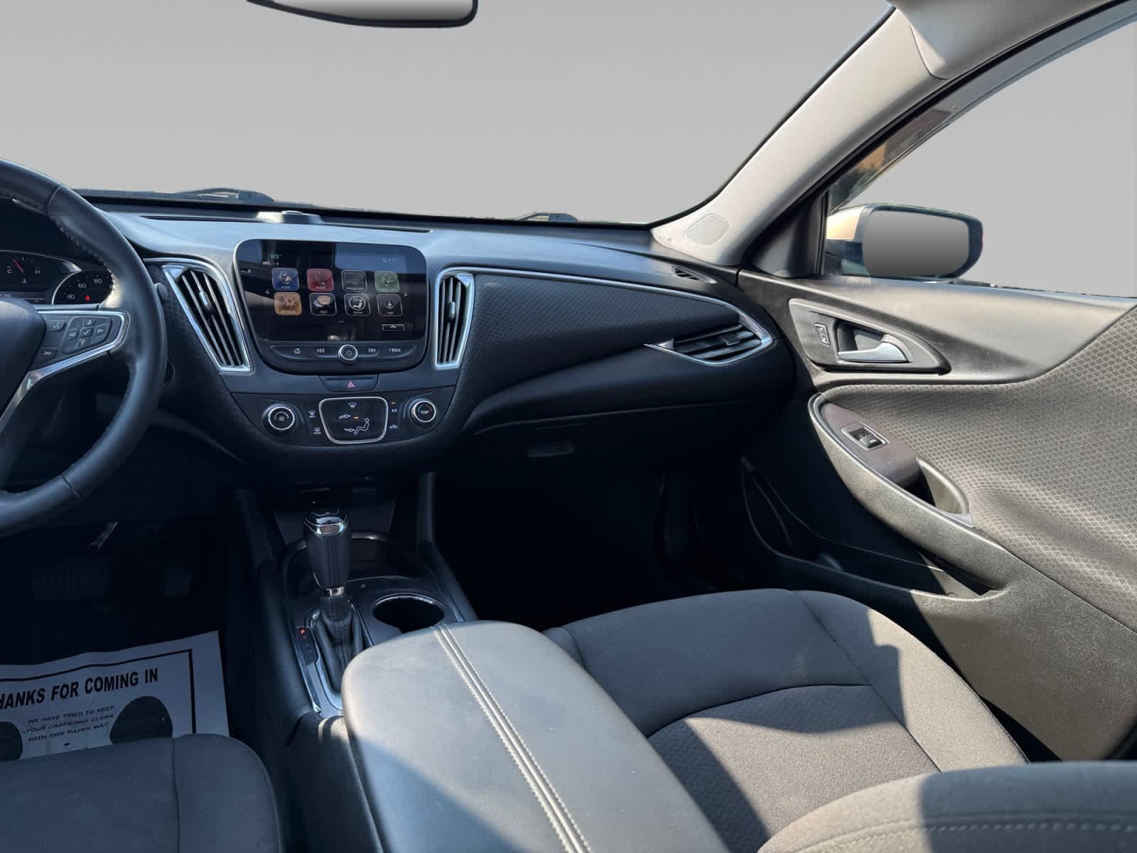 Used 2018 Chevrolet Malibu LT FWD image 21