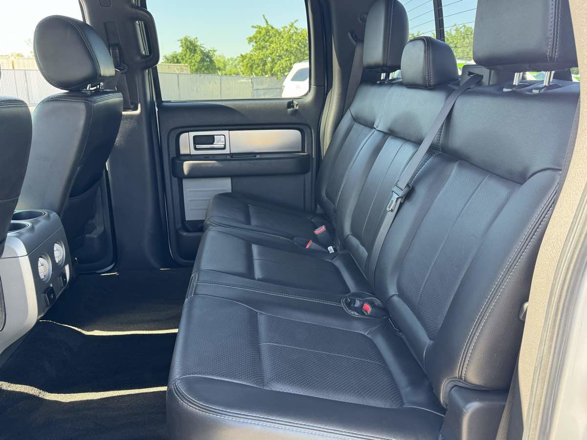 Used 2014 Ford F150 FX4 w/ Equipment Group 402A Luxury AWD/4WD image 18