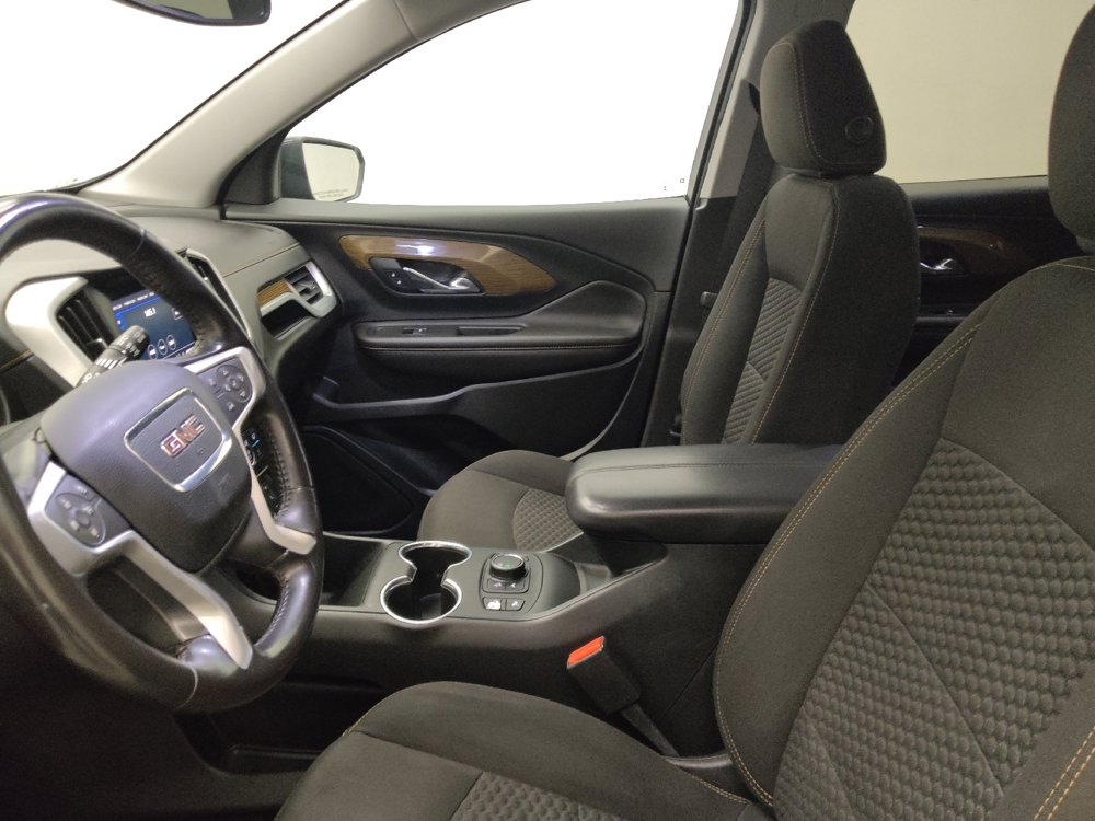 Used 2020 GMC Terrain SLE w/ Driver Convenience Package FWD image 17