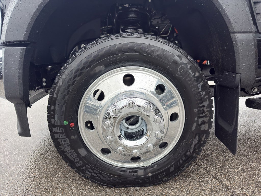 New 2026 Ford F450 XL w/ XL Chrome Package image 19