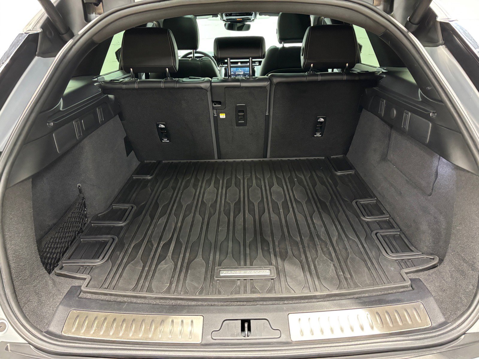 Used 2023 Land Rover Range Rover Velar R-Dynamic S AWD/4WD image 42