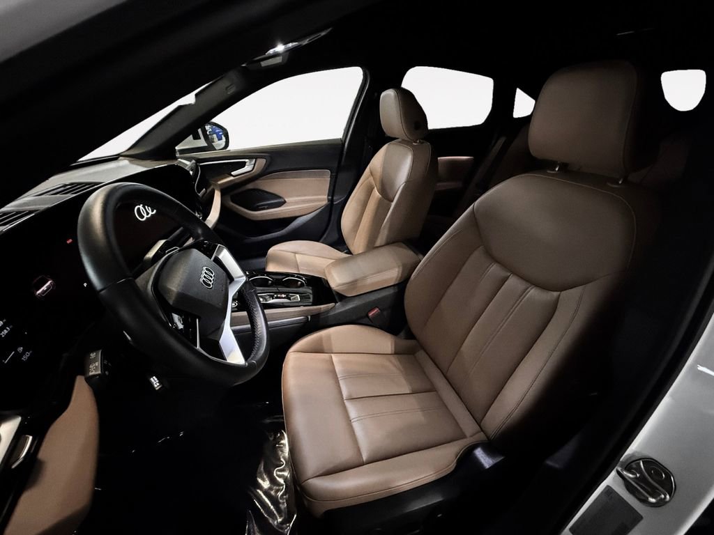 Used 2025 Audi A5 2.0T Premium w/ Convenience Package image 11