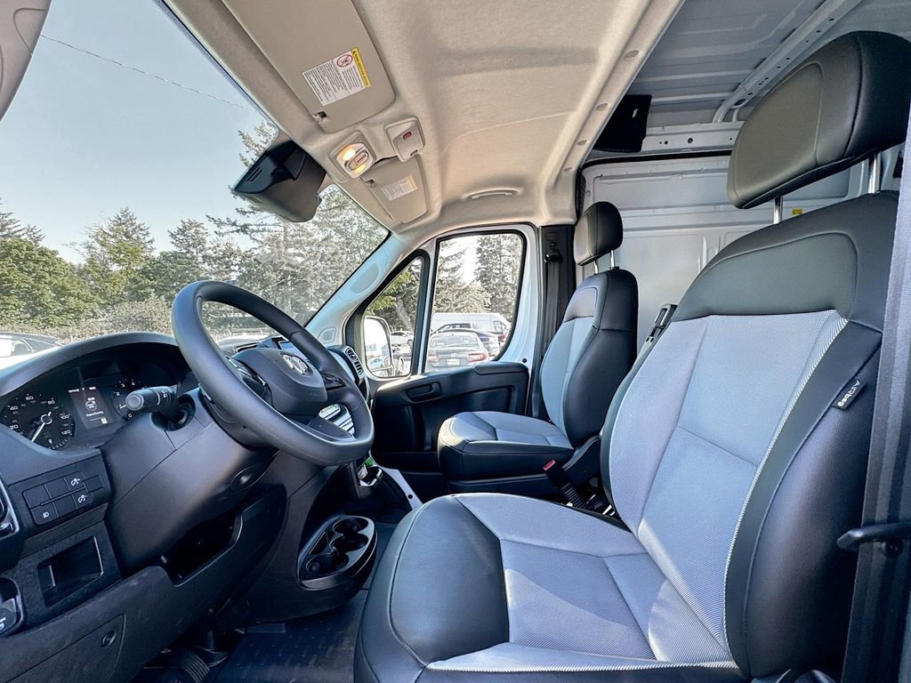 Used 2026 RAM ProMaster 2500 w/ Convenience Group FWD image 11