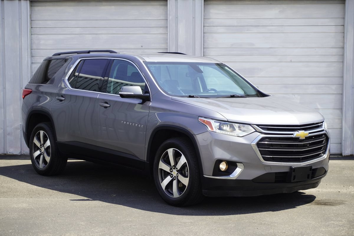 Used 2019 Chevrolet Traverse LT w/ LT Premium Package AWD/4WD image 8