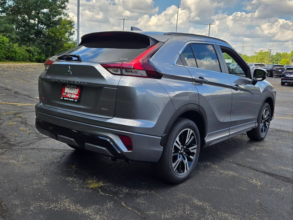 New 2026 Mitsubishi Eclipse Cross SEL AWD/4WD image 12