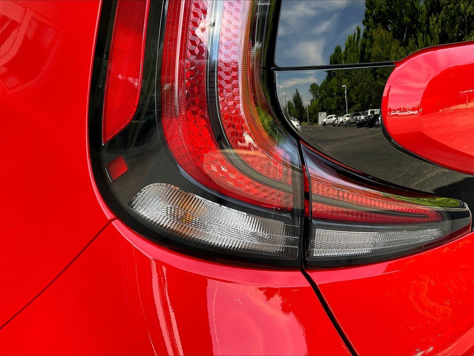 Used 2023 Kia Soul LX FWD image 21