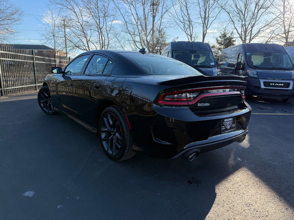 Used 2019 Dodge Charger R/T w/ Blacktop Package image 5