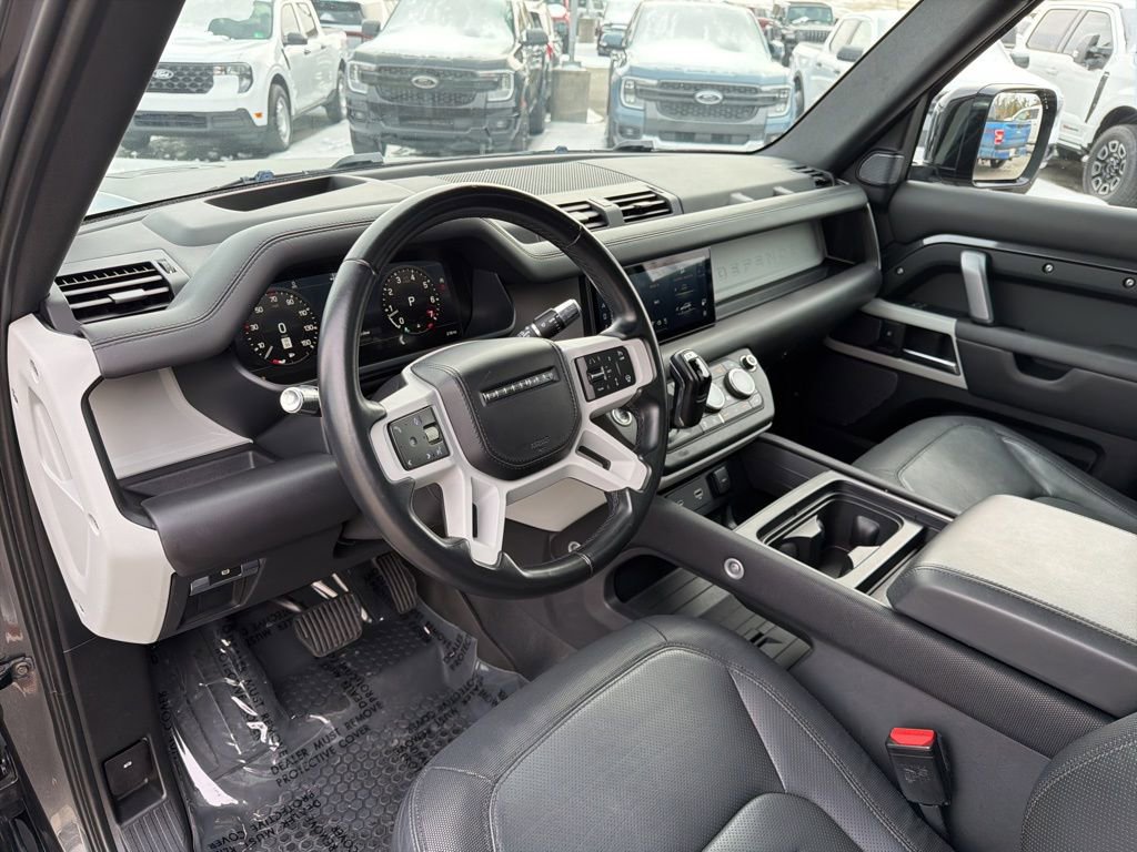 Used 2022 Land Rover Defender 110 X-Dynamic HSE image 12