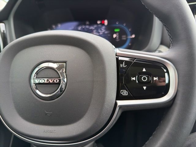 New 2025 Volvo XC60 T8 Plus w/ Protection Package Premier AWD/4WD image 21