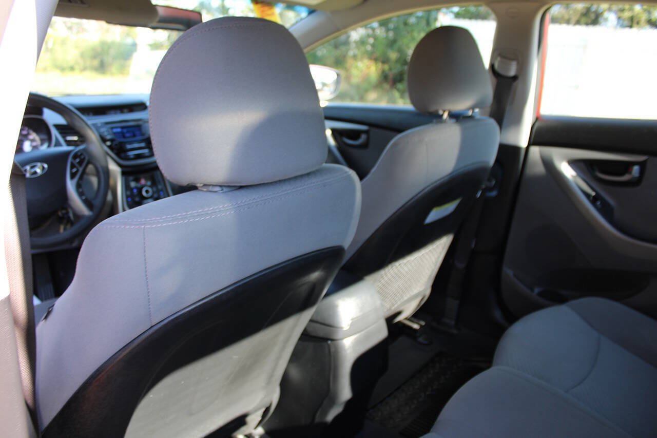 Used 2015 Hyundai Elantra SE FWD image 33