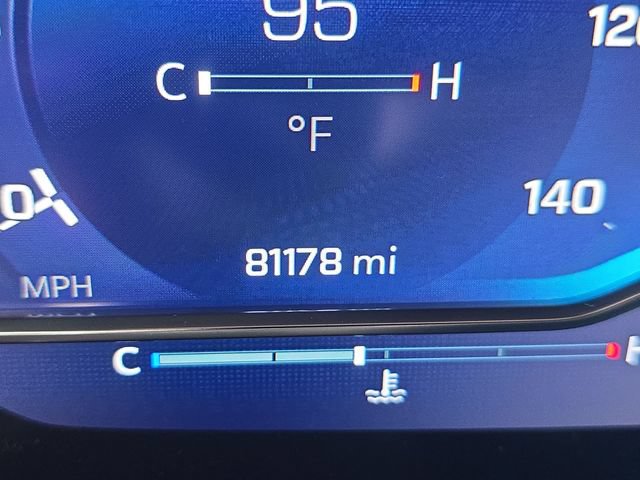 Used 2023 Chevrolet Suburban High Country AWD/4WD image 19