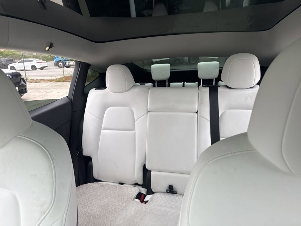 Used 2024 Tesla Model Y Long Range image 21