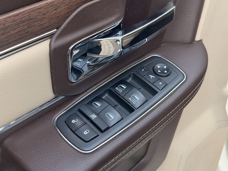 Used 2018 RAM 2500 Laramie AWD/4WD image 18
