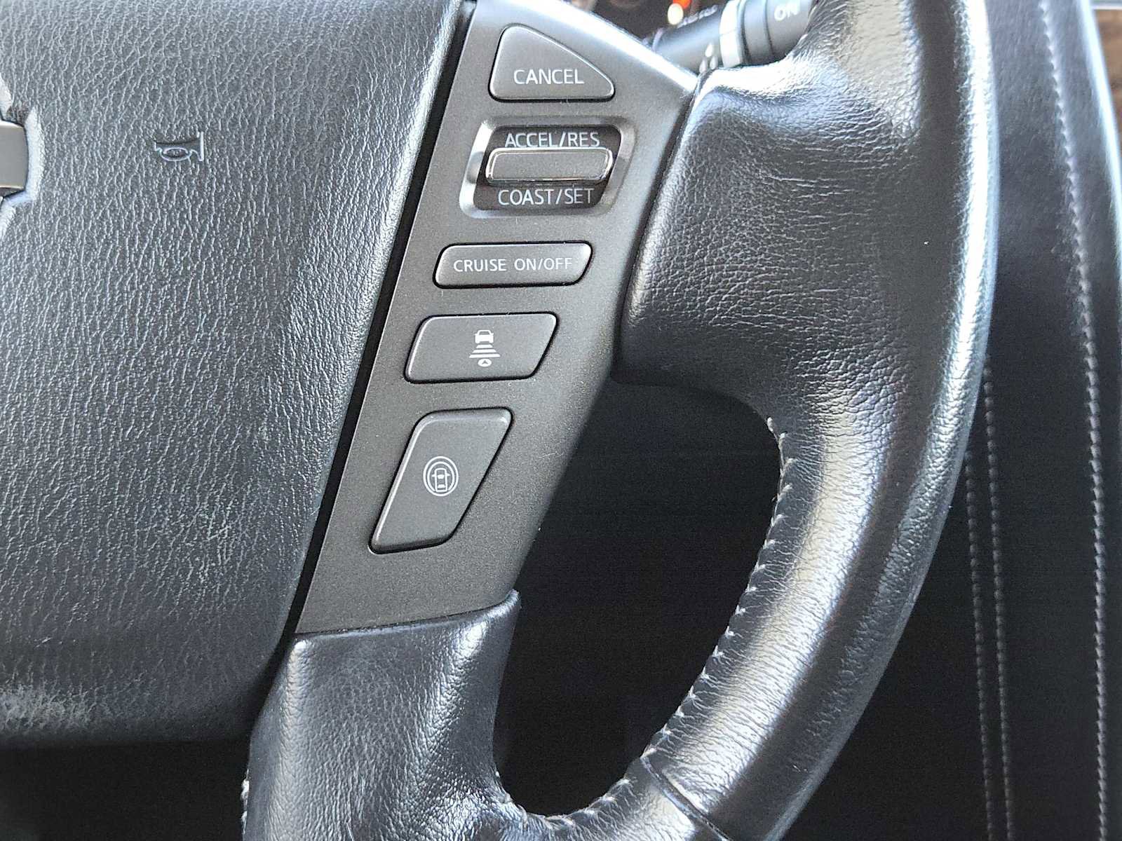 Used 2020 Nissan Armada SL w/ Premium Package image 28