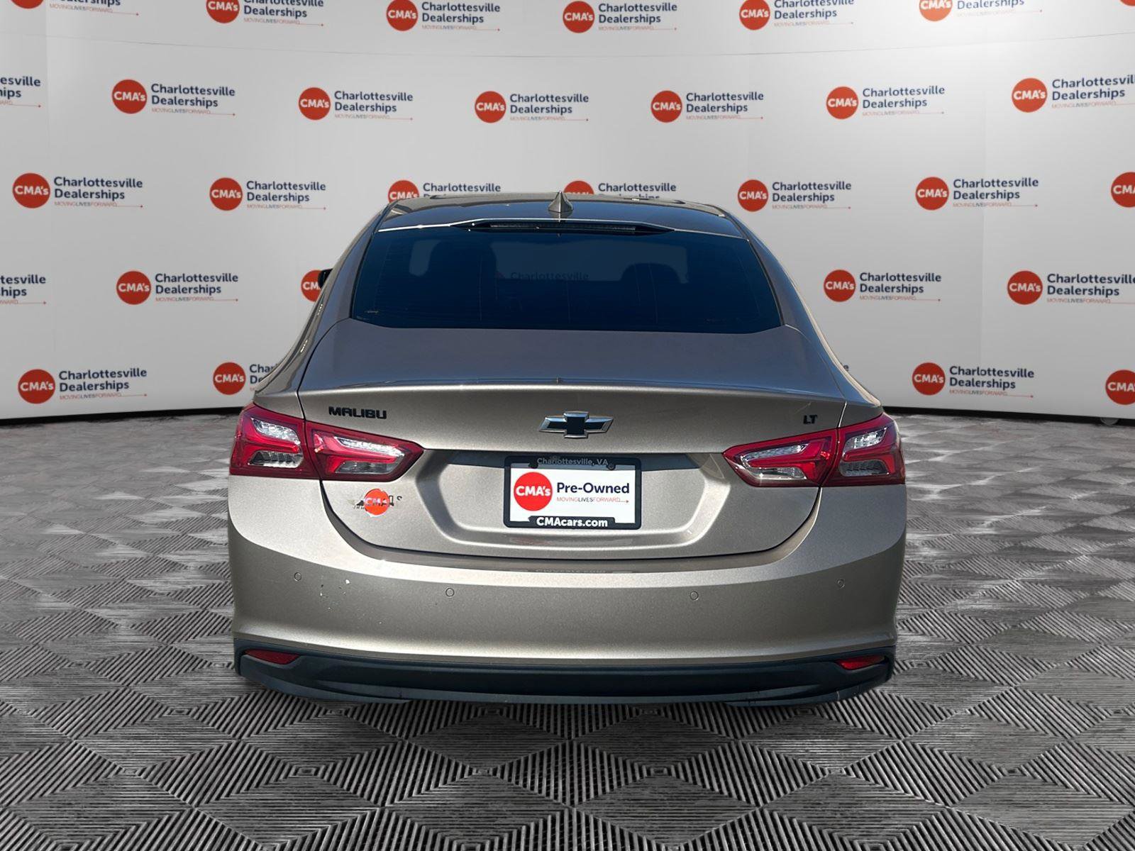 Used 2023 Chevrolet Malibu LT FWD image 4