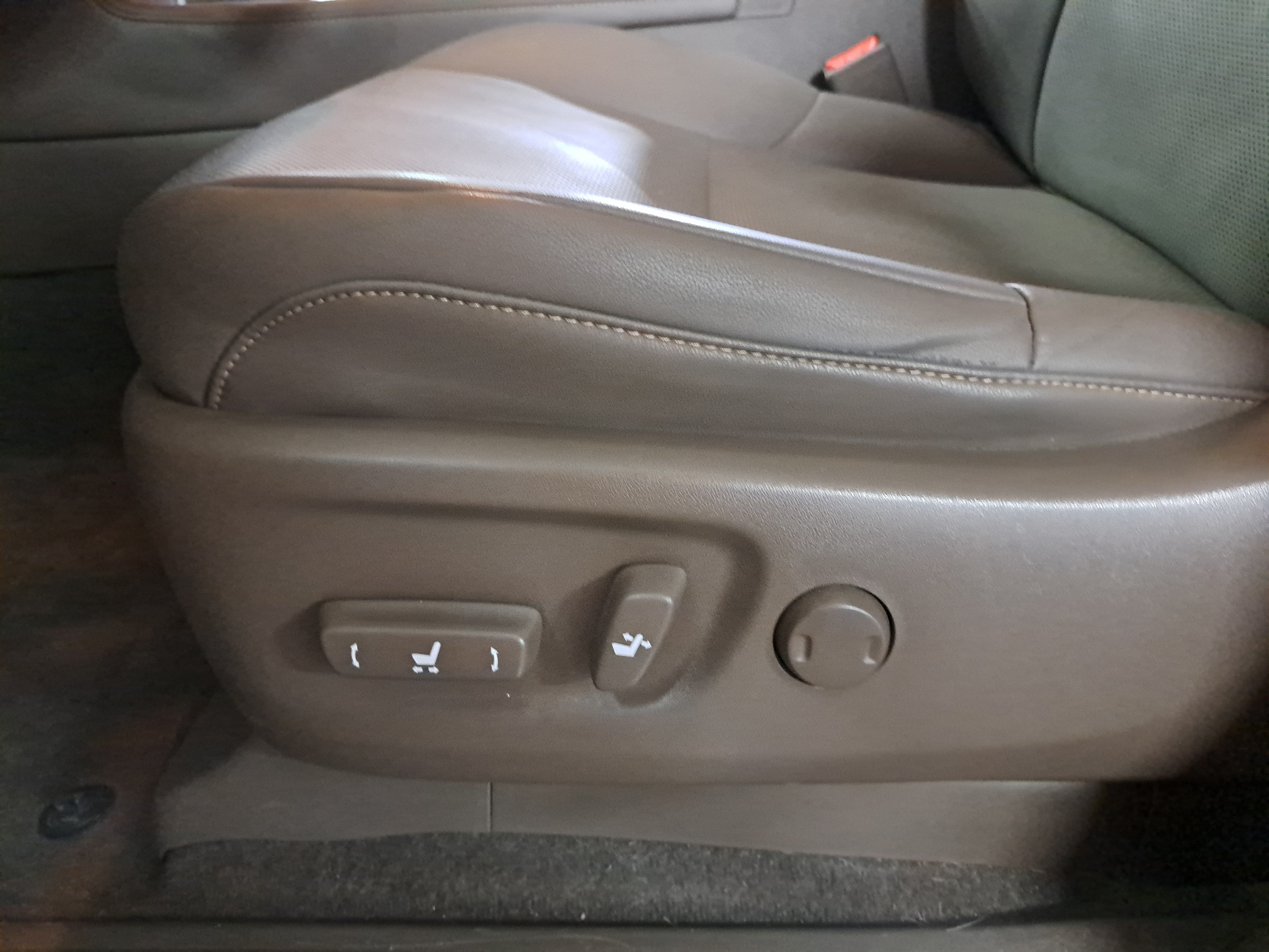 Used 2019 Lexus GX 460 Premium AWD/4WD image 31