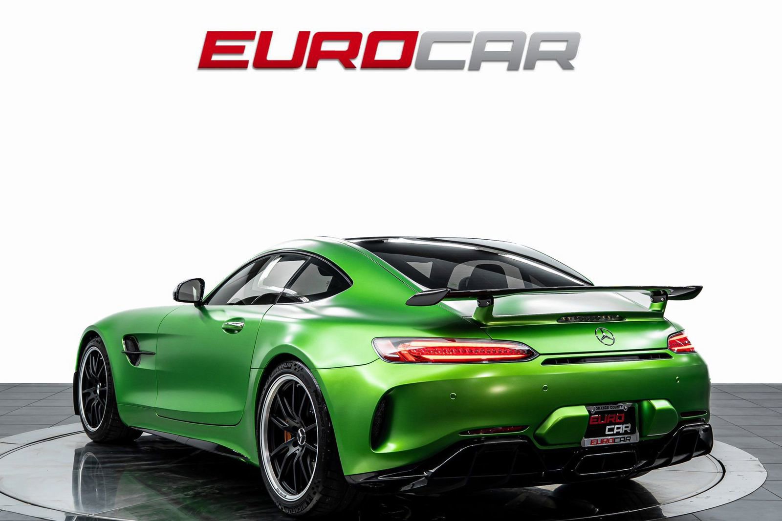 Used 2018 Mercedes-Benz AMG GT R image 3