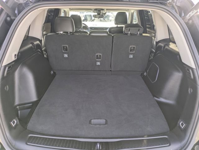 Used 2022 Jeep Grand Cherokee Limited image 26