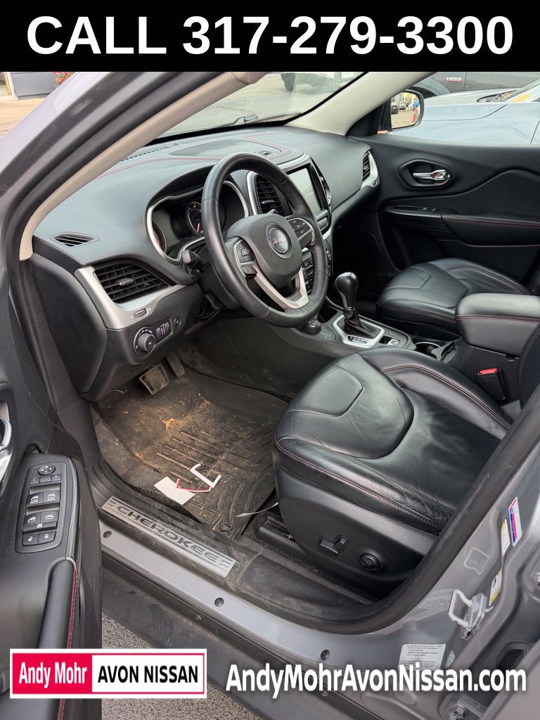 Used 2014 Jeep Cherokee Trailhawk w/ Comfort/Convenience Group AWD/4WD image 7