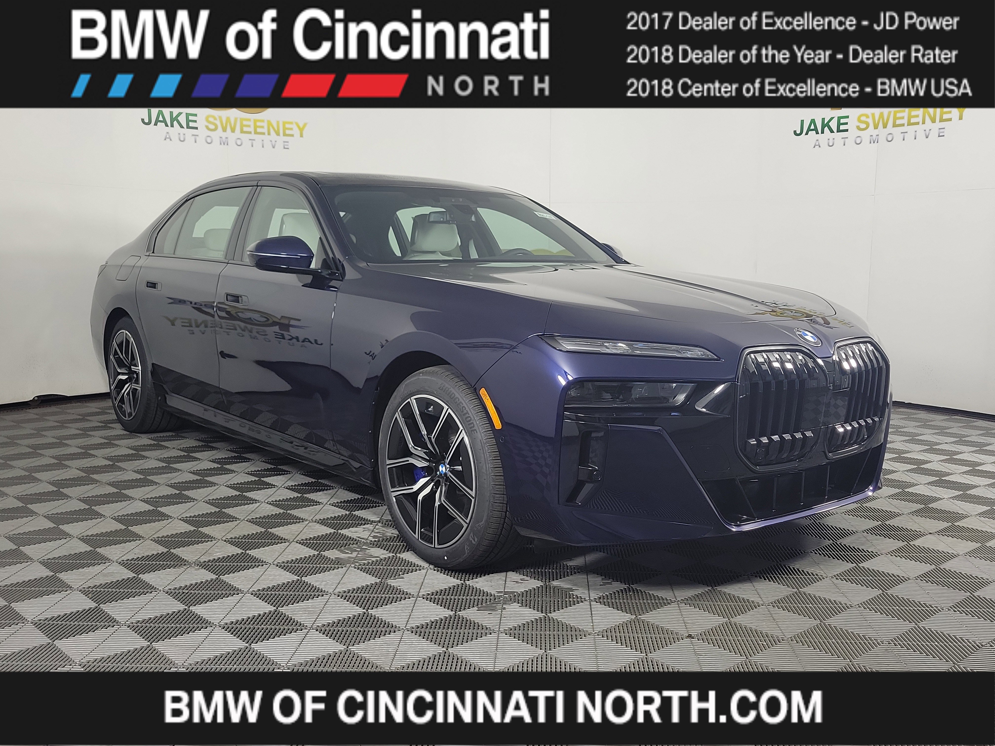 New 2026 BMW 740i xDrive w/ Executive Package