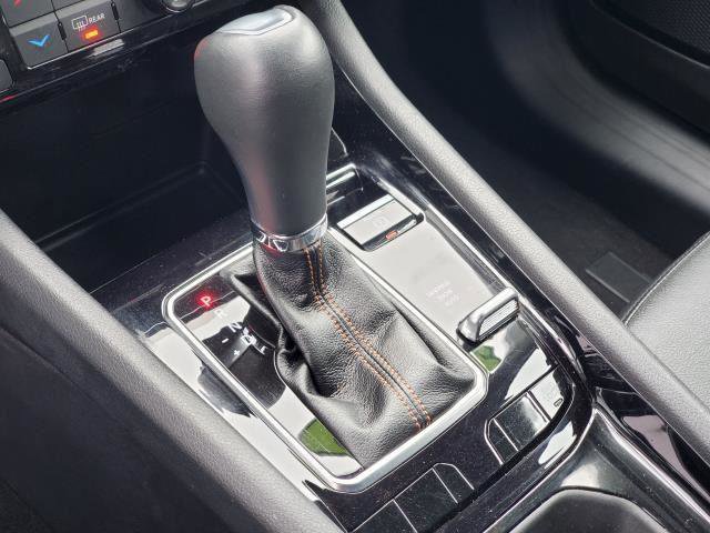 Used 2022 Jeep Compass Limited image 18