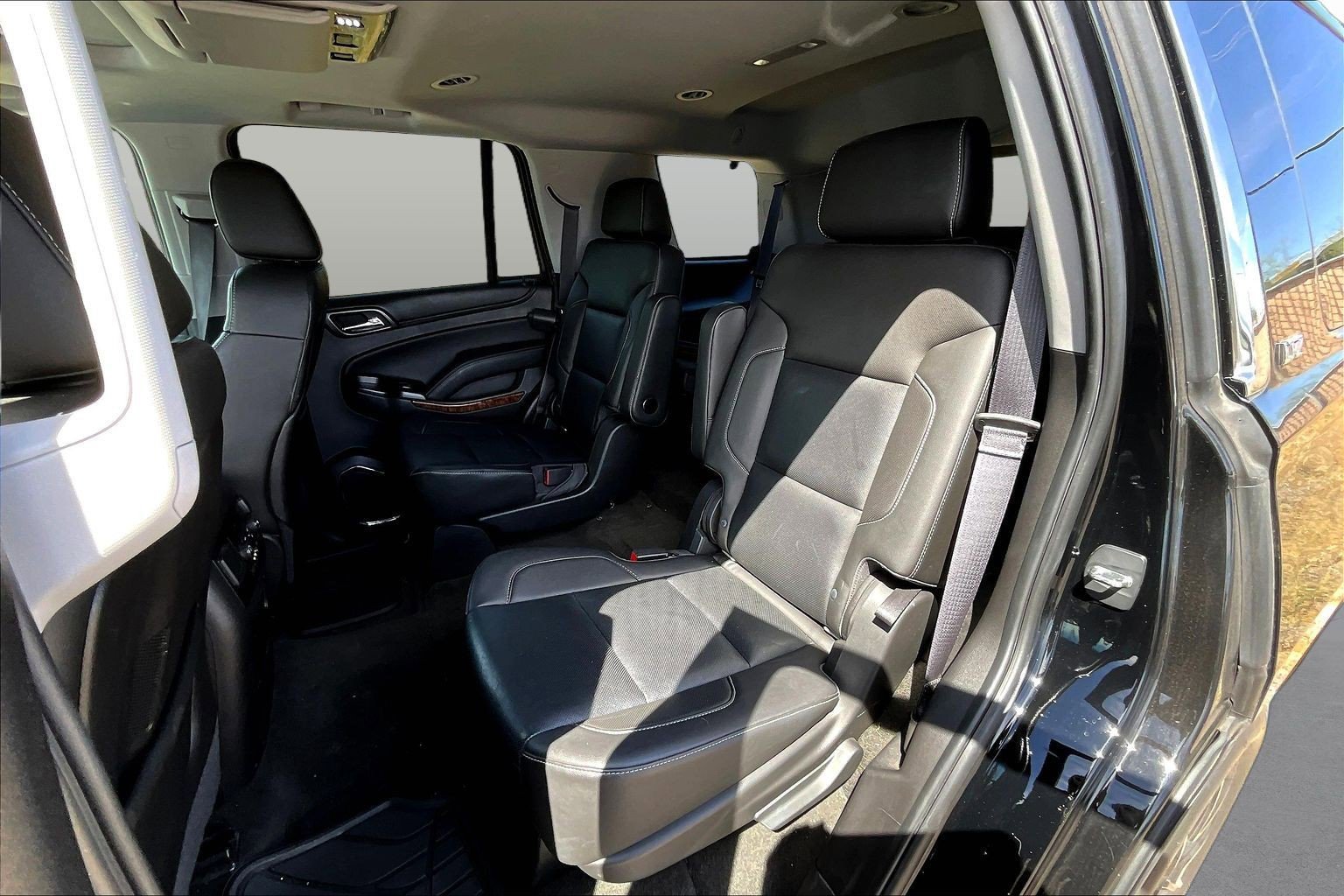 Used 2016 Chevrolet Tahoe LTZ image 19