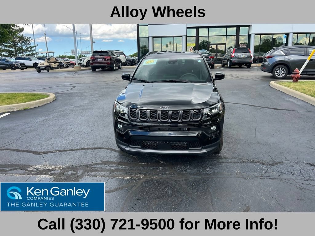 Used 2026 Jeep Compass Latitude AWD/4WD image 4