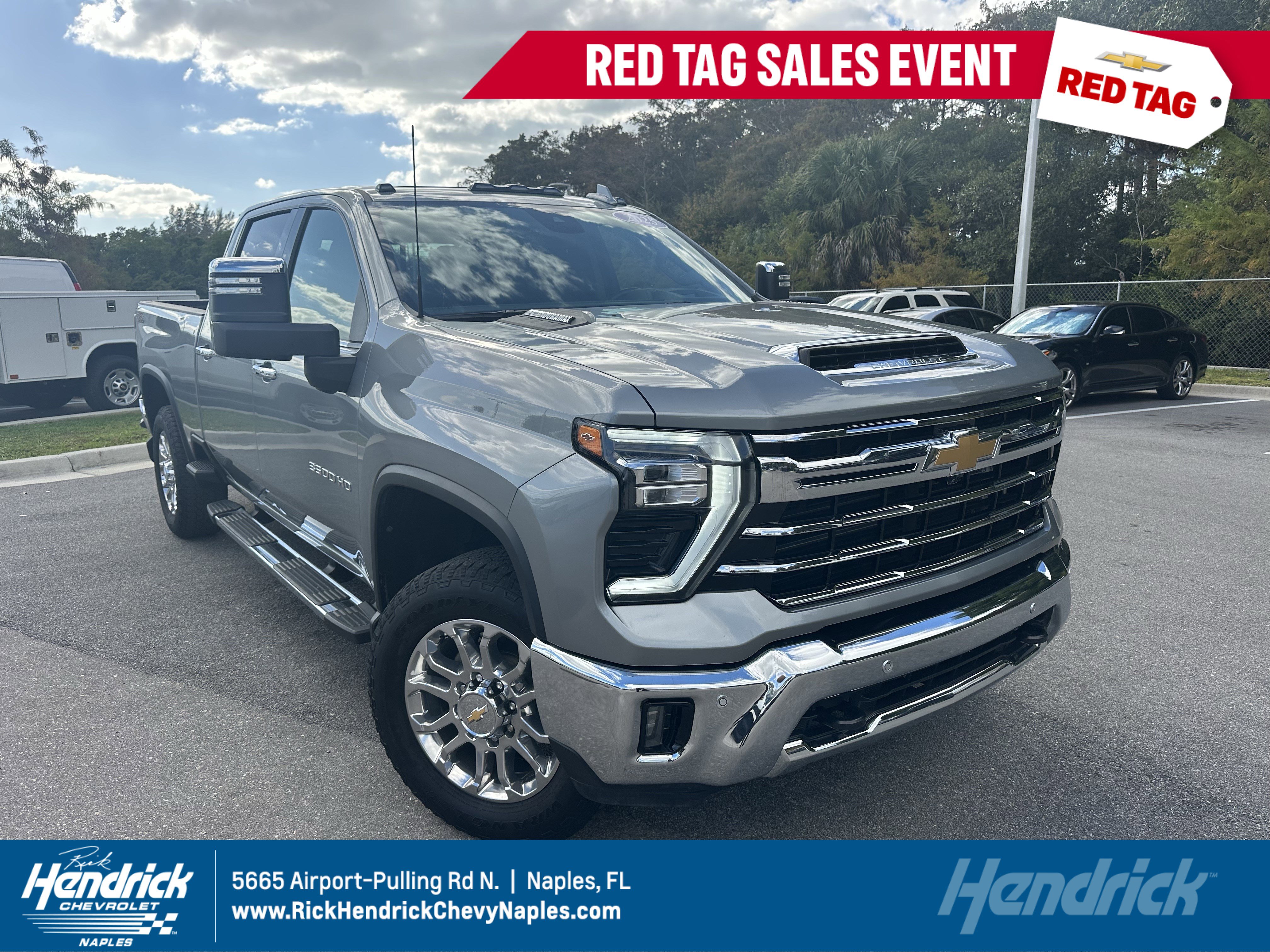 Used 2025 Chevrolet Silverado 3500 LTZ w/ LTZ Premium Package image 1