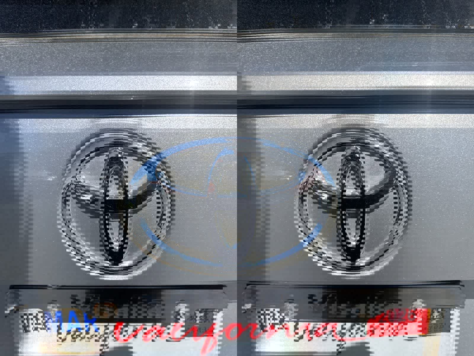 Used 2020 Toyota RAV4 XLE w/ Convenience Package image 12