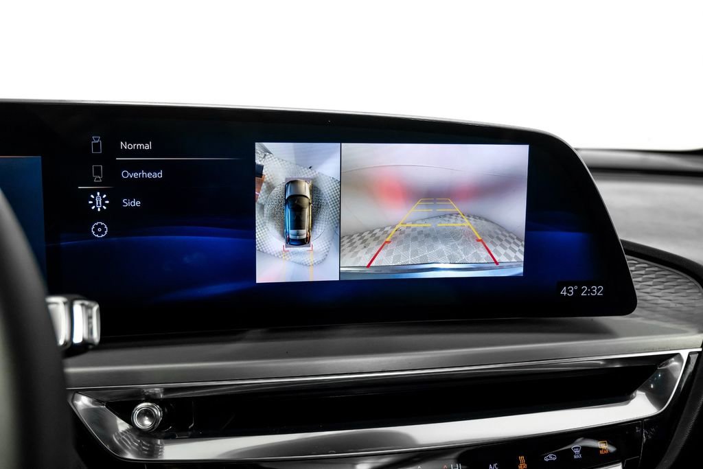 Used 2024 Cadillac Lyriq Luxury w/ LPO, Floor Liner Package image 22