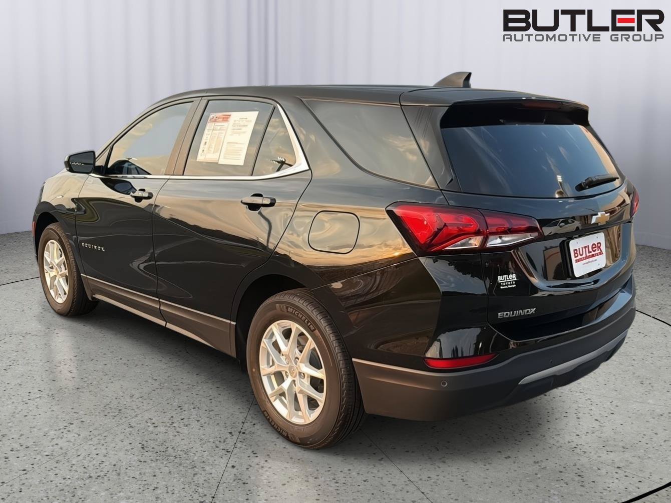 Used 2024 Chevrolet Equinox LT FWD image 4