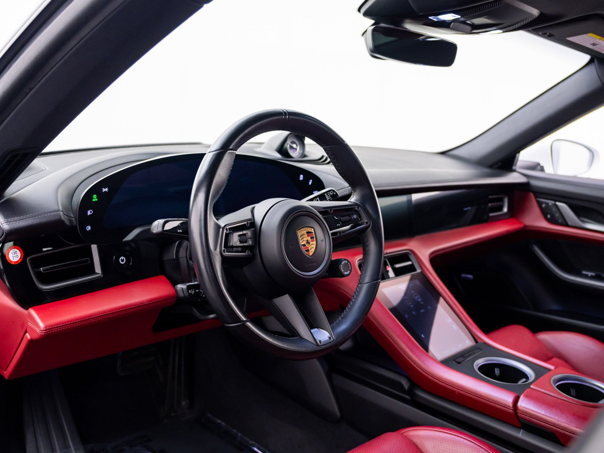 Certified 2023 Porsche Taycan 4 Cross Turismo AWD/4WD image 4