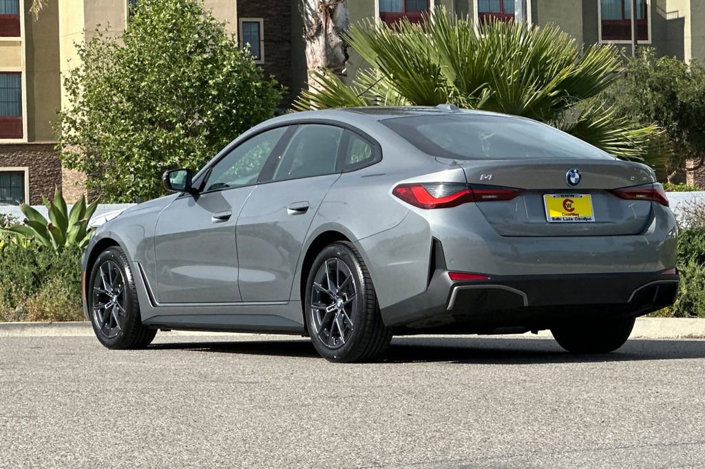 Used 2023 BMW i4 eDrive35 image 5