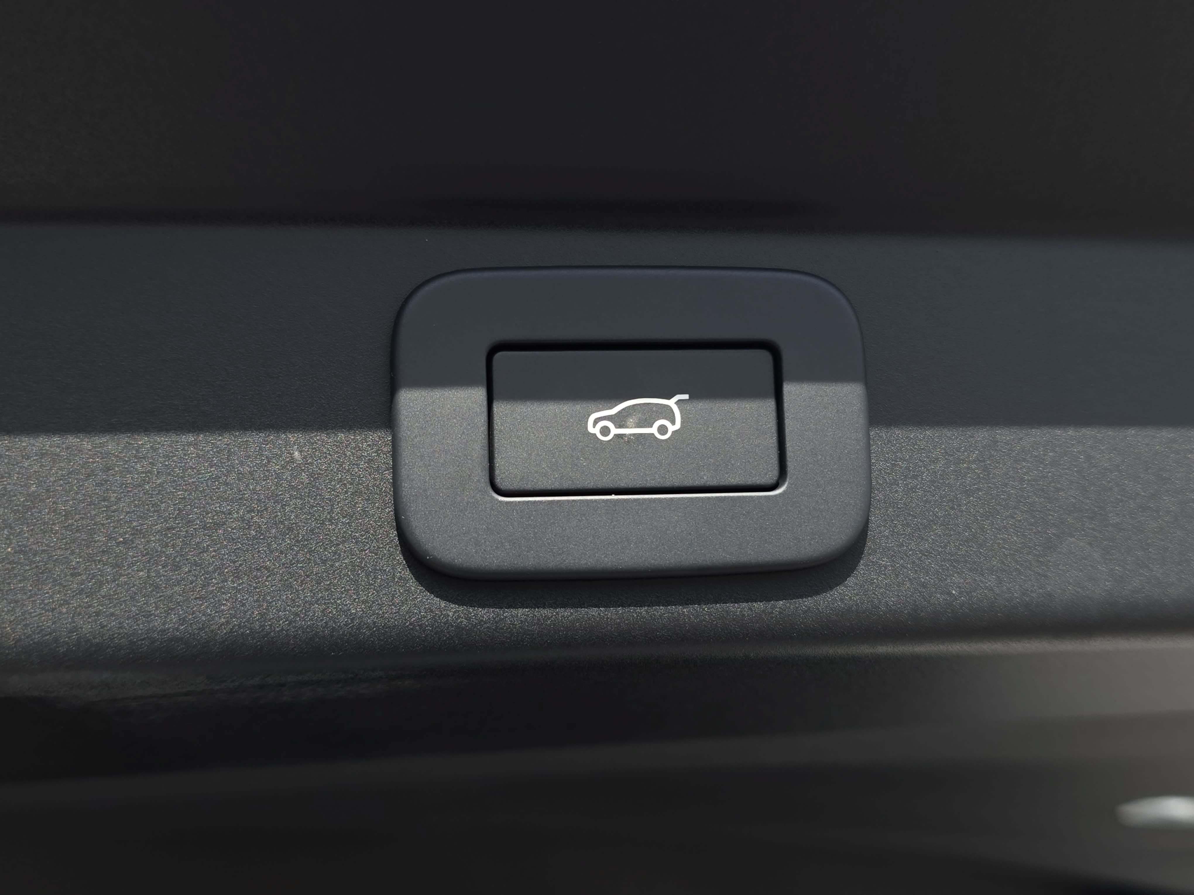 New 2026 Land Rover Range Rover Sport Dynamic SE AWD/4WD image 13