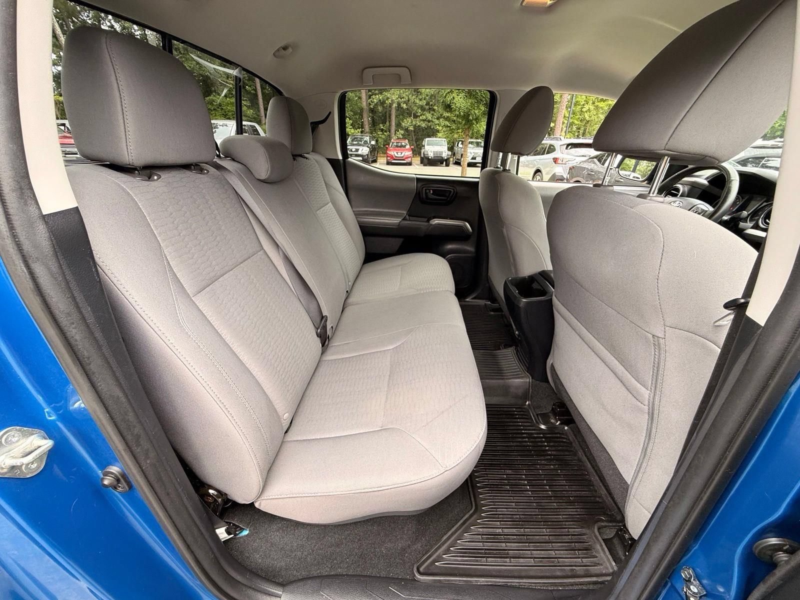 Used 2018 Toyota Tacoma SR5 RWD image 25