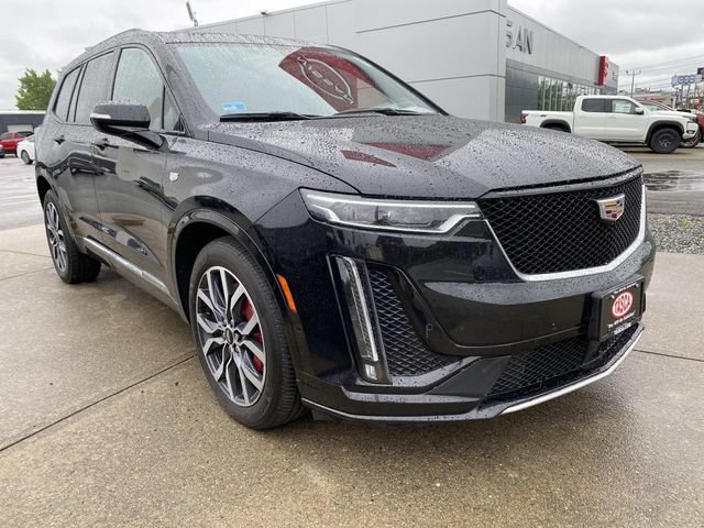Used 2022 Cadillac XT6 Sport w/ Platinum Package AWD/4WD image 7