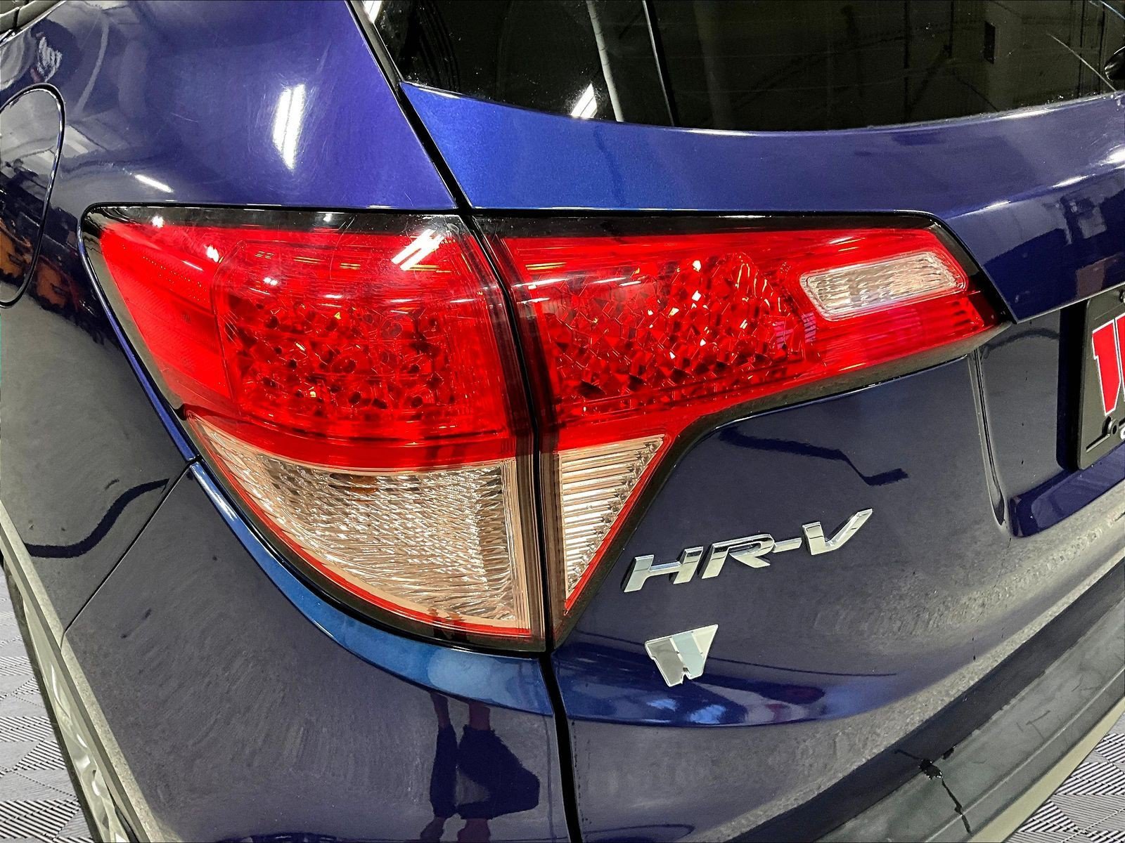 Used 2017 Honda HR-V EX-L image 23