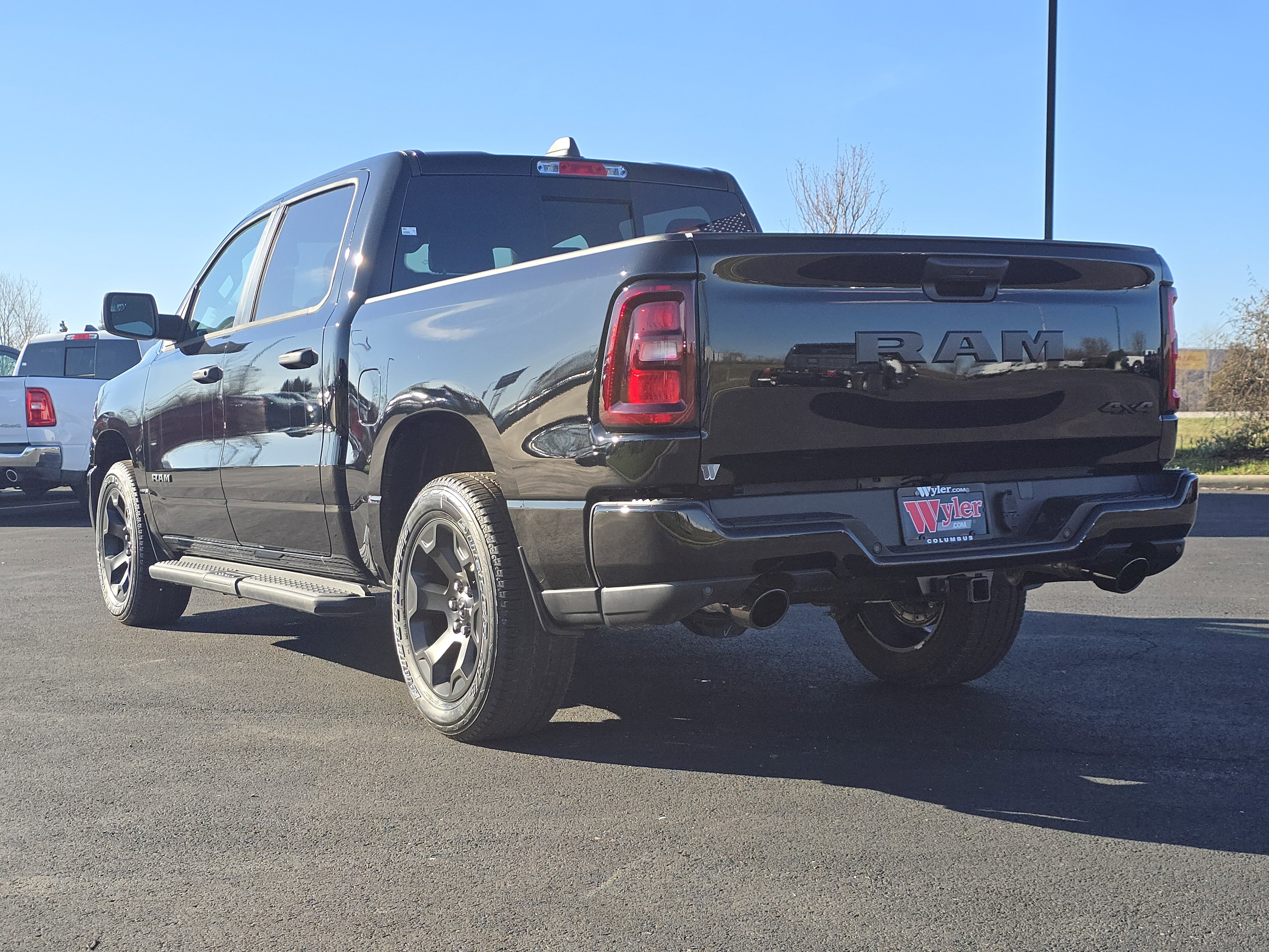 New 2026 RAM 1500 Express image 7